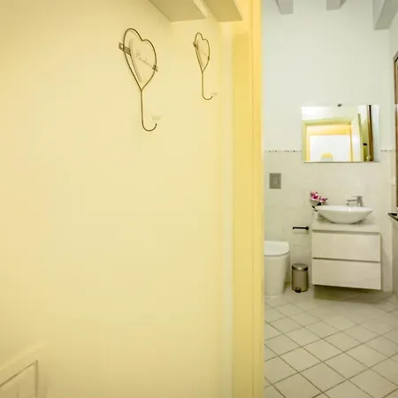 Sm Maison Marina